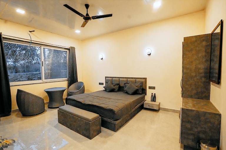 Villa with garden, grill & pool | Perfect for remote work | Pets allowed — photo 2