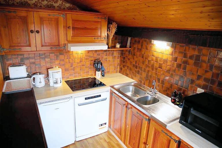 Apartment 'D3 - Chalet Tournier' with Mountain View, Shared Garden and Wi-Fi — photo 4