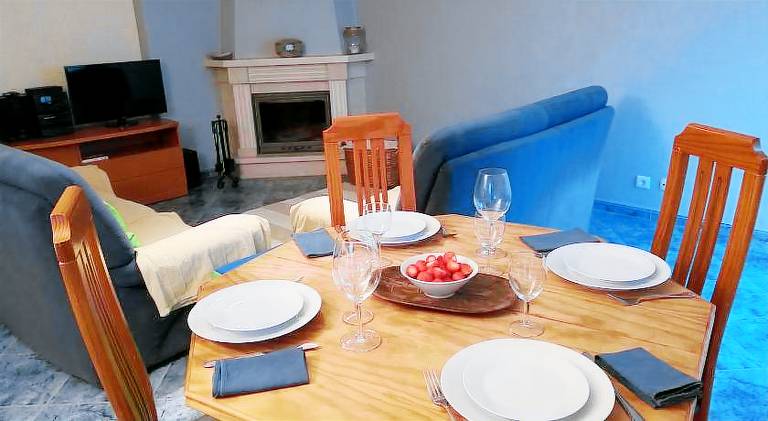 Apartment with 2 rooms for 6 persons in Setubal