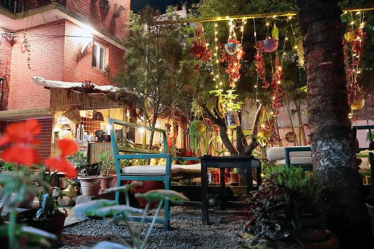 Charming vacation home with jacuzzi, yard & barbeque | Suitable for remote work | Pets are welcome in Kathmandu