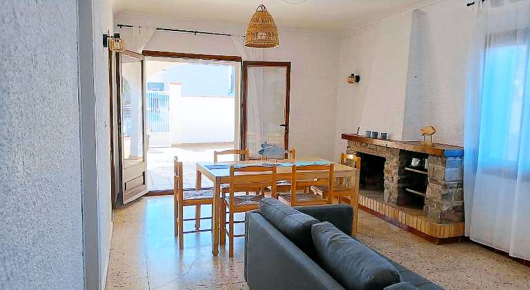 House with 3 rooms for 6 persons — photo 3