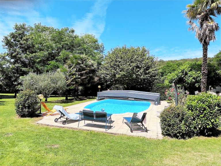 House  Mirandol-Bourgnounac