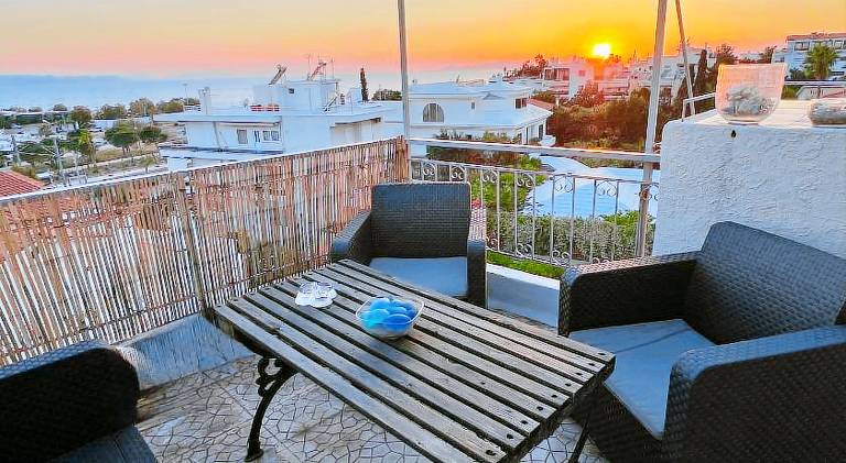 Exclusive Penthouse Apt, at Glyfada Marina & Beach in Glyfada