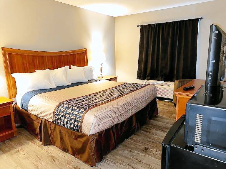 Motel  Huntington