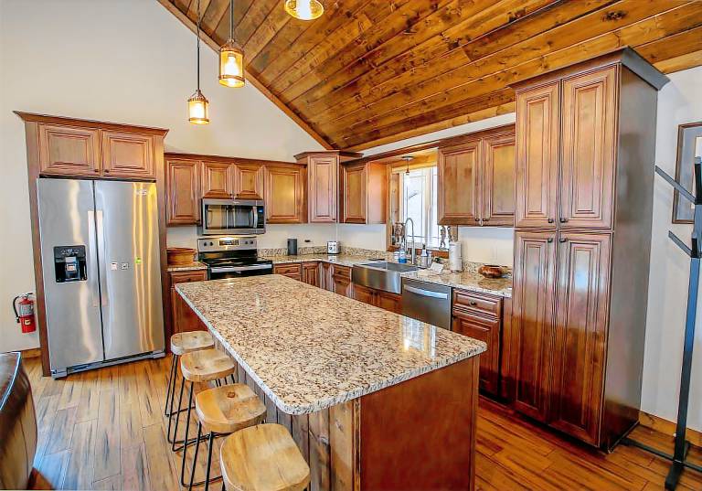 Children-friendly charming cabin with grill | Mountain view | Pets allowed — photo 5