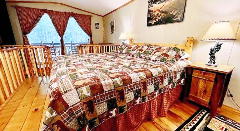 Vacation home with 1 room for 2 persons in Helen, GA