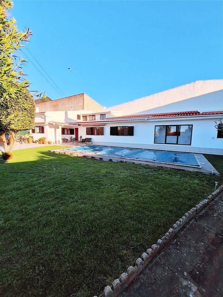 Ferienhaus mit Hund inCharneca de Caparica,  Costa de Lisboa f&uuml;r max. 9 Personen