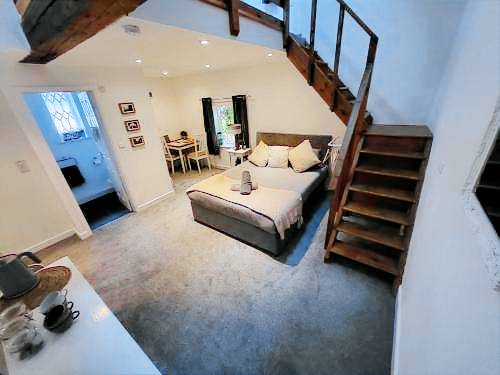 Bed and breakfast  Hursley
