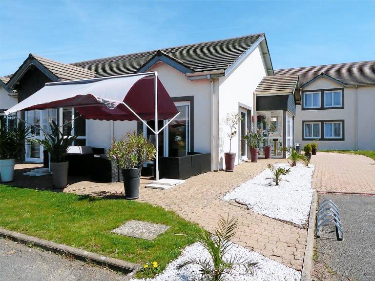 Inter-Hotel Tours Aeroport La Terrasse in Tours