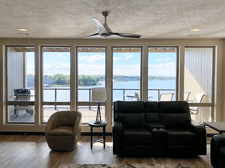 Condo  Okoboji
