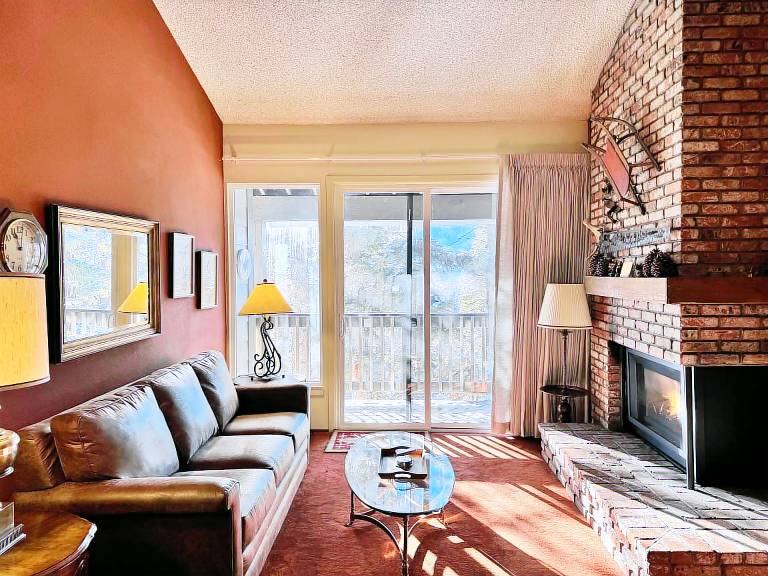Cabin Mammoth Lakes