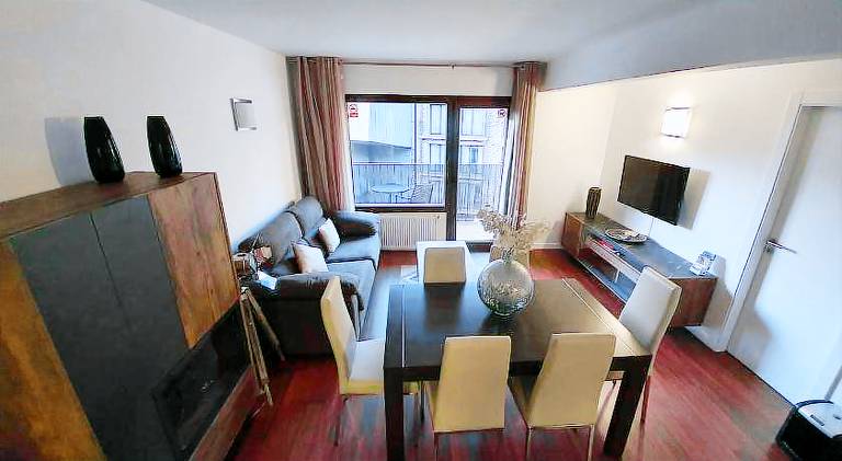 Apartment with 3 rooms for 8 persons in Arinsal