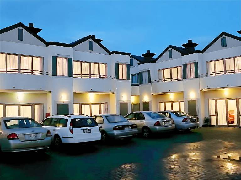 Cornwall Motor Lodge