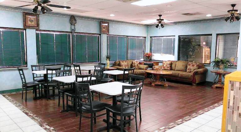 Lone Star Inn — photo 4