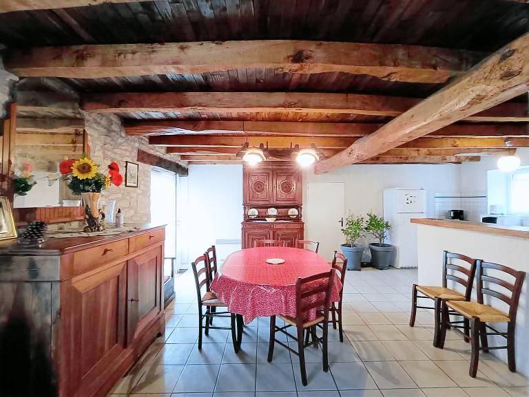 Gite with barbecue & yard | Pets allowed — photo 3