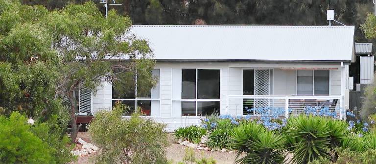 House Baudin Beach