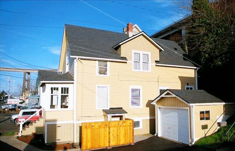 House Astoria