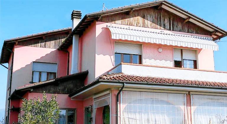 Apartment with 2 rooms for 6 persons in Camaiore