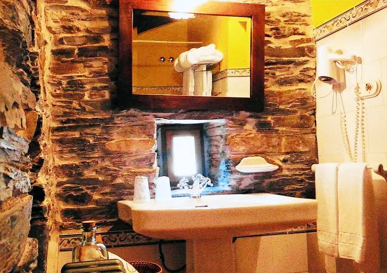 Casa Rugando