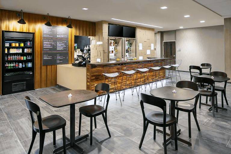 Courtyard by Marriott Seattle Northgate — photo 4