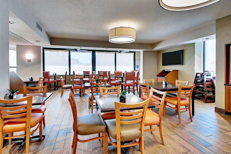 Drury Inn & Suites Evansville East — photo 5