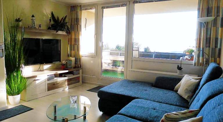 Beautiful apartment with terrace, yard & pool | Pets allowed — photo 2
