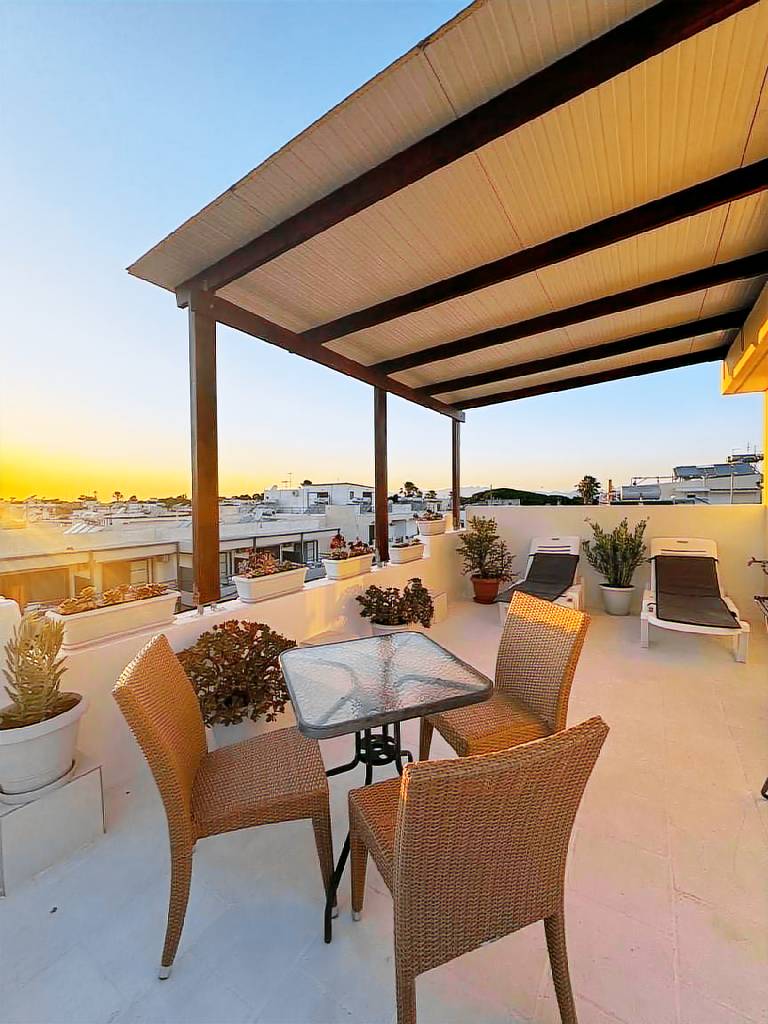 Rental apartment with 2 rooms for 4 persons — photo 3