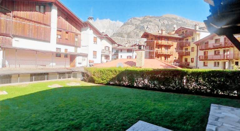 Rental apartment with 2 rooms for 4 persons — photo 4