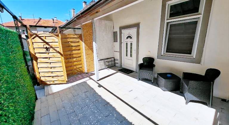 Holiday apartment with terrace — photo 4