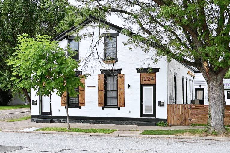 Apartment  Newport