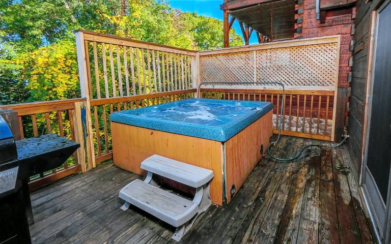 Gigi's Getaway - Seasonal Mountain View & Hot Tub! — photo 4