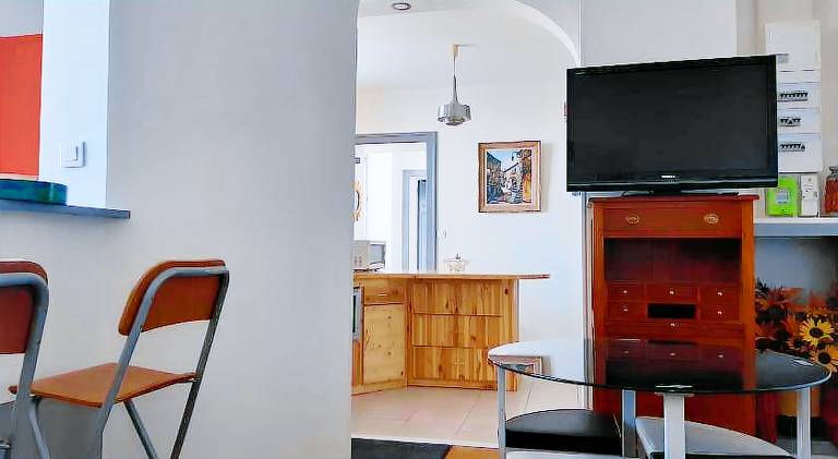 Apartment with 2 rooms for 4 persons — photo 2