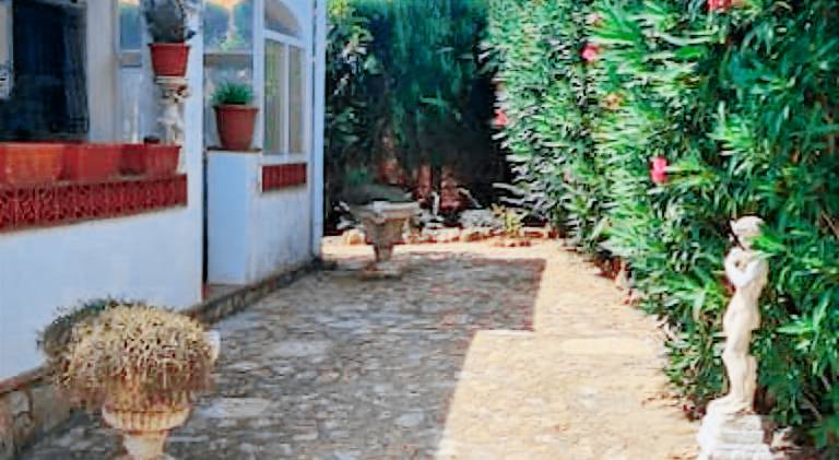 House with garden in L'Escala
