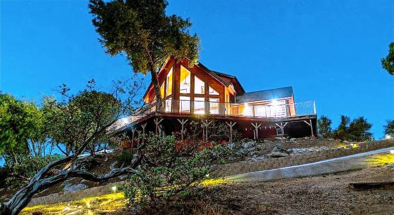 Wonderful house with pool & hot tub | Pets are welcome — photo 4