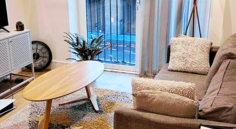 Apartment with 1 room for 4 persons in Birmingham