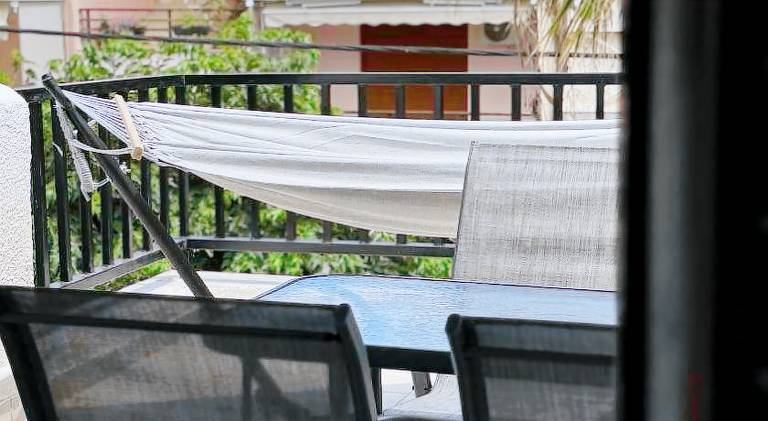 Holiday apartment with patio — photo 5