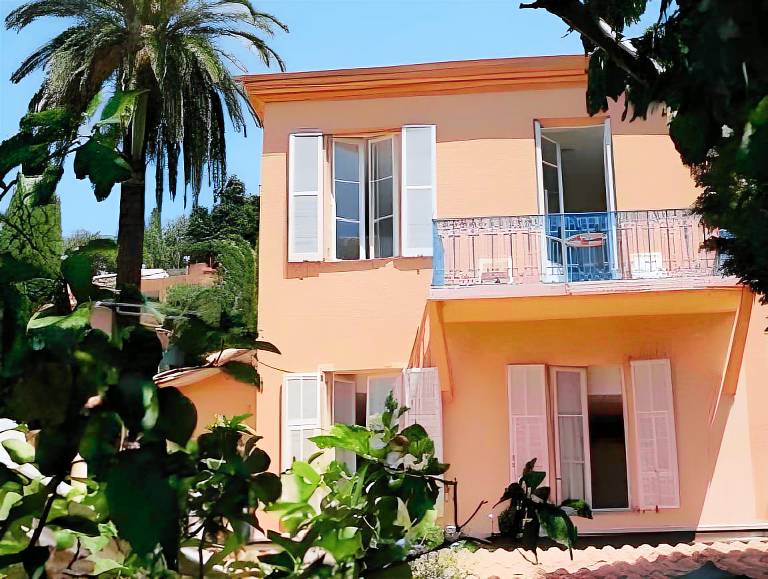 Hotel La Villa Patricia - Charme et Tradition in Saint-Jean-Cap-Ferrat