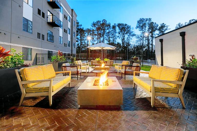 WaterWalk Extended Stay by Wyndham Jacksonville Deerwood Pk — photo 2