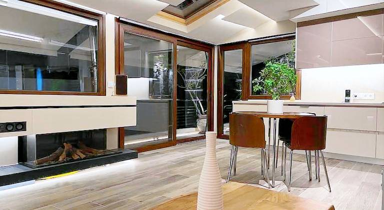 Holiday apartment with terrace & hot tub | Close to Acropolis of Athens — photo 4