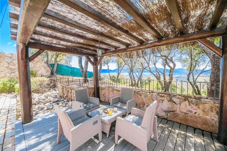Villa with private pool, patio & BBQ | Sea view — photo 3