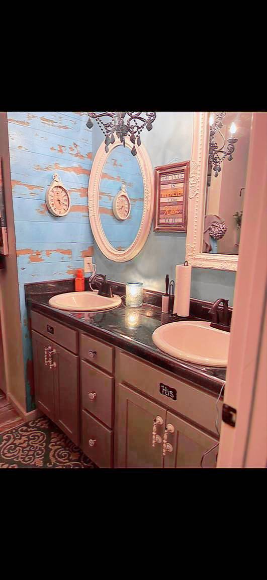 Vacation home with private pool, hot tub & barbeque — photo 2