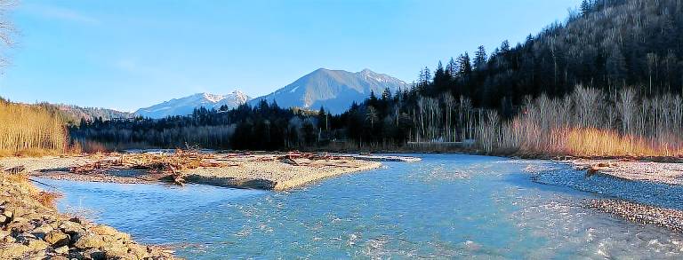 House  Chilliwack Mountain