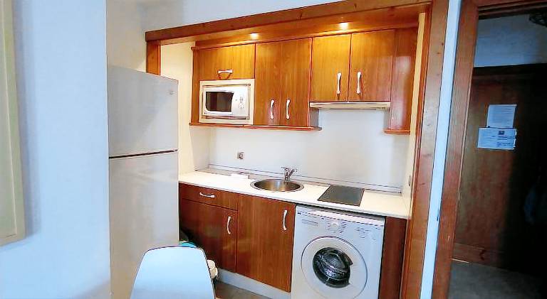 Holiday apartment with pool | Next to the beach | Pets allowed — photo 4