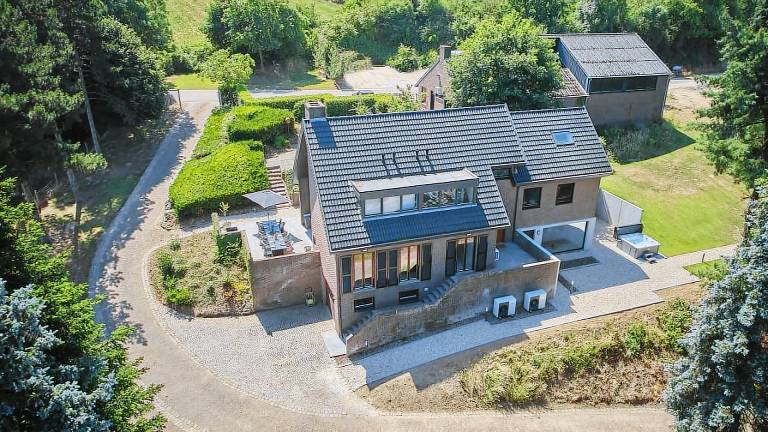 Villa f&uuml;r 9 Personen 200 m&sup2; in Schinnen