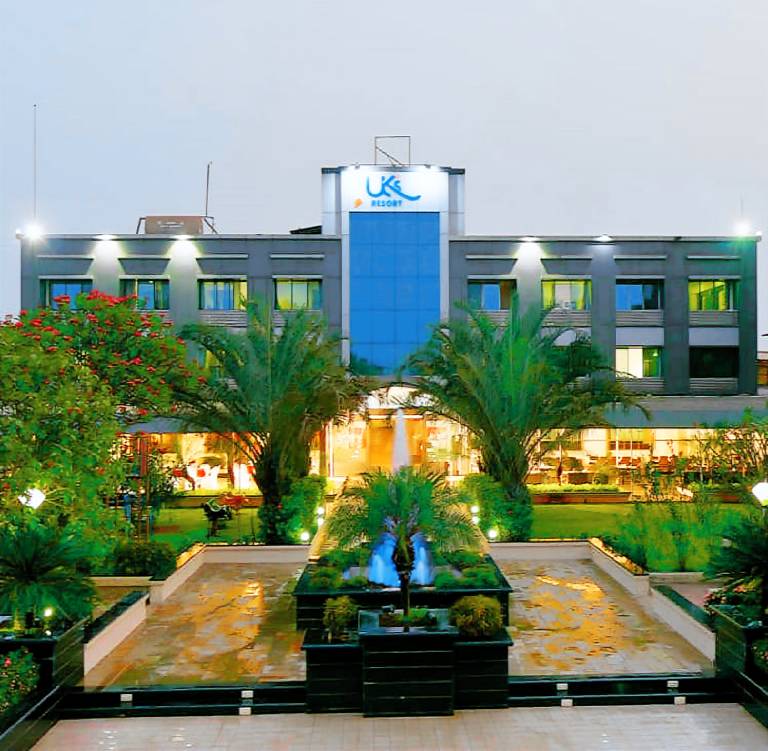 Resort Khopoli
