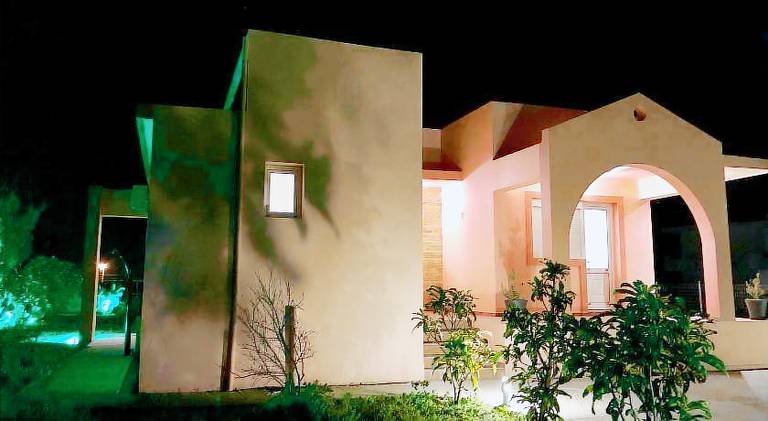 Villa with pool — photo 3