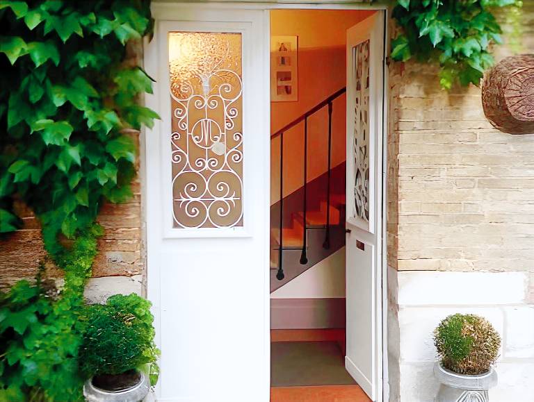 Chambres D'Hotes La Villa Alienor in Les Andelys