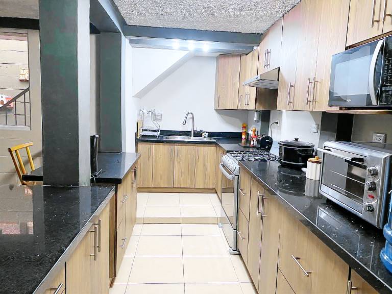 House  Santa Tecla