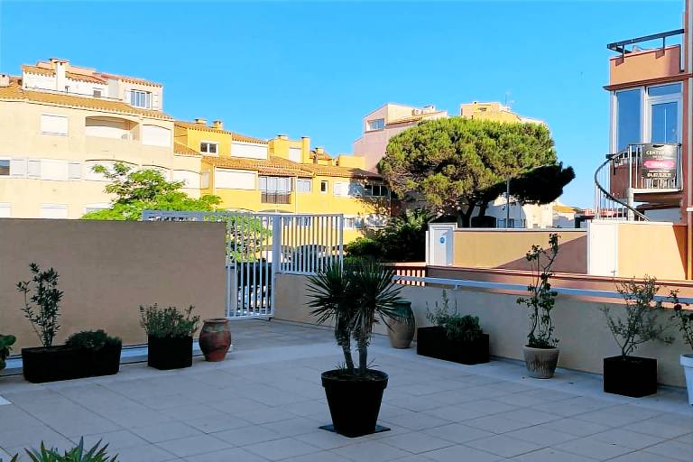 Children-friendly charming holiday apartment with garden, patio & grill | Close to the beach | Dogs allowed — photo 3