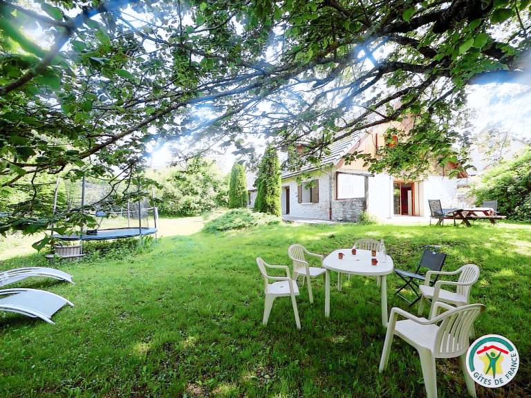 Gite with terrace, garden & barbeque — photo 4